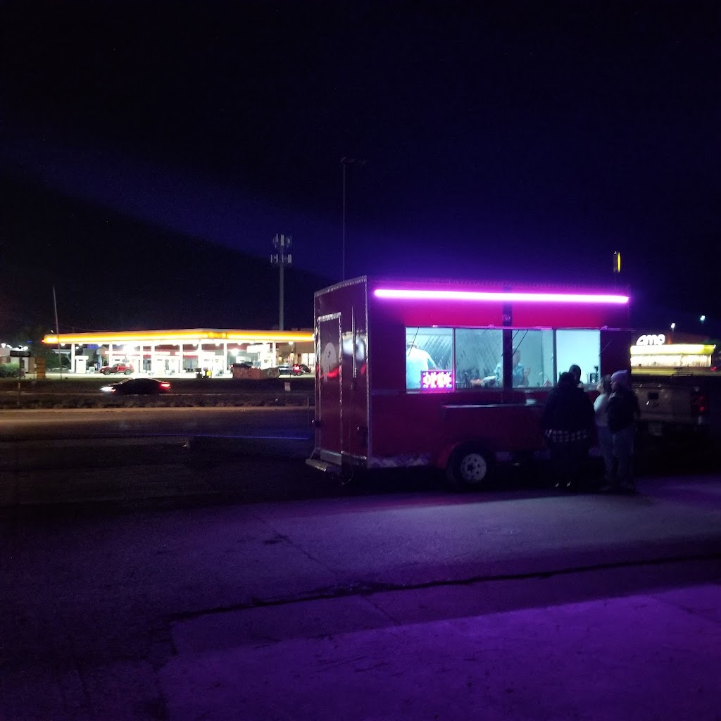 Letz Go Foodz | restaurant | 100 W Rendon Crowley Rd, Burleson, TX 76028, USA | 8173053053 OR +1 817-305-3053