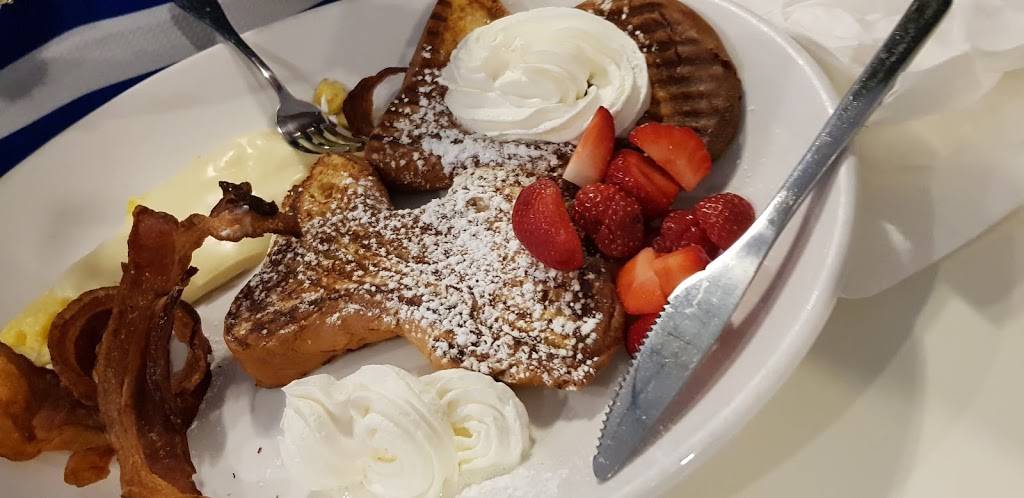 The Place 2 Be | restaurant | 615 Franklin Ave, Hartford, CT 06114, USA | 8609047891 OR +1 860-904-7891