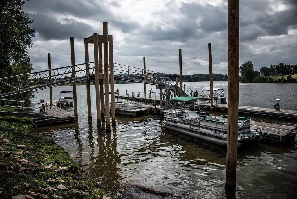 The Marietta Harbor | restaurant | 1 W Butler St, Marietta, OH 45750, USA | 7403717600 OR +1 740-371-7600