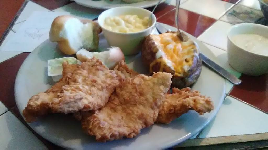 Richies Grill & Cafe | restaurant | 301 E Coke Rd, Winnsboro, TX 75494, USA | 9033426396 OR +1 903-342-6396