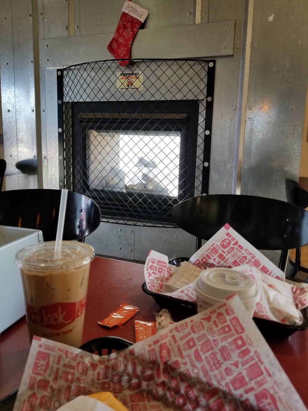 Jack in the Box | restaurant | 2500 Golden Hill Rd, Paso Robles, CA 93446, USA | 8052370874 OR +1 805-237-0874