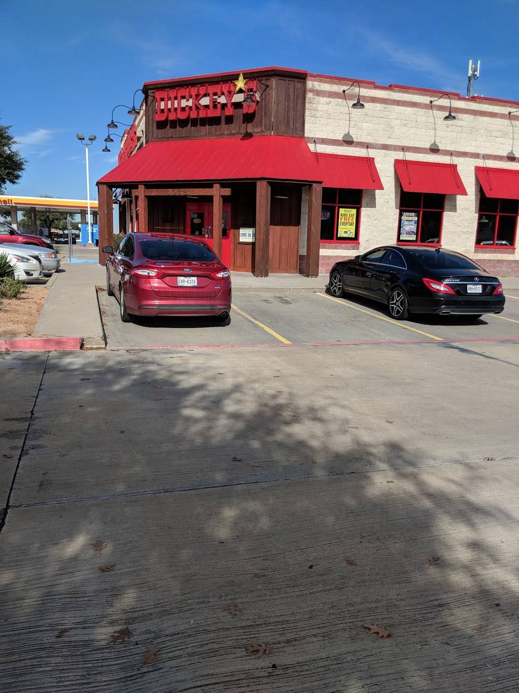 Dickeys Barbecue Pit | restaurant | 4032 Preston Rd, Plano, TX 75093, USA | 9723983030 OR +1 972-398-3030