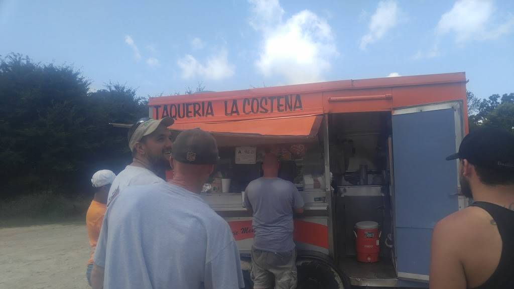 Loncheraa | restaurant | 1958, 1998 Providence Rd S, Waxhaw, NC 28173, USA | 7043035127 OR +1 704-303-5127