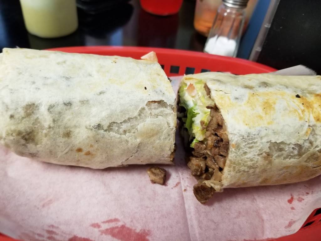 Famous Chicago Style Taco | restaurant | 3415 W Craig Rd, North Las Vegas, NV 89032, USA | 7028232315 OR +1 702-823-2315