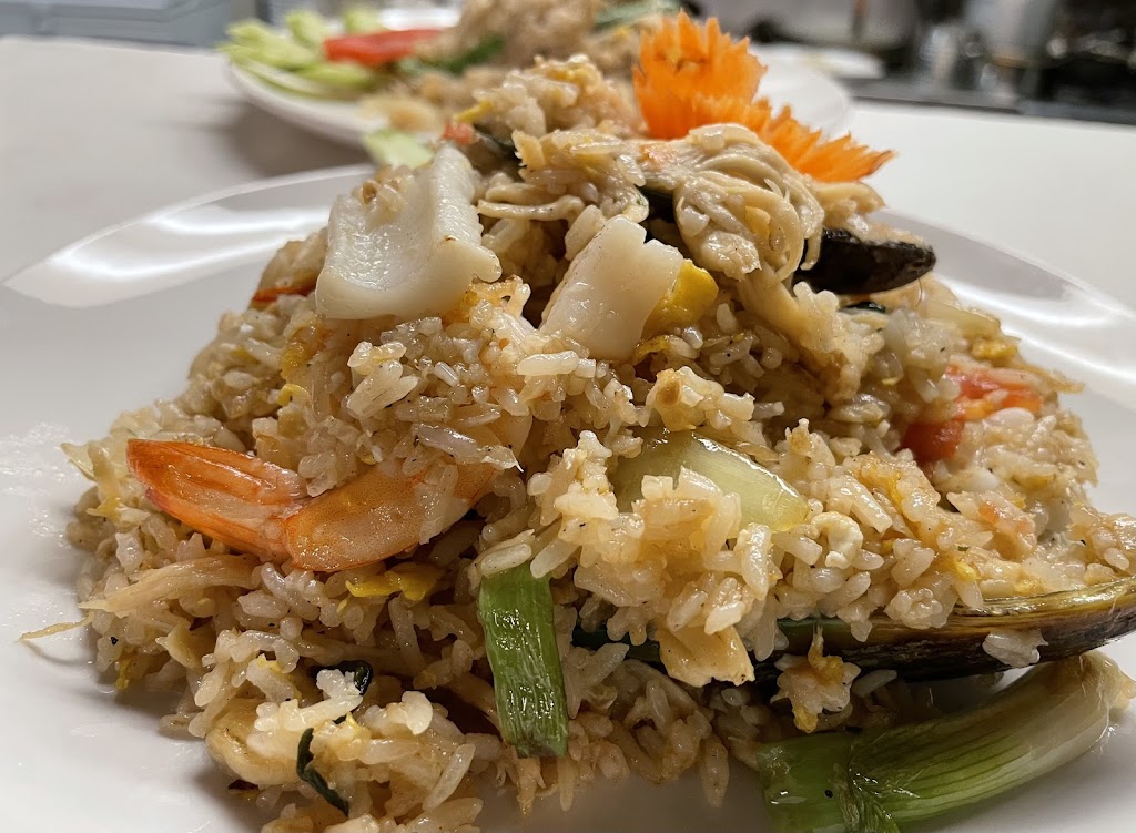 Let’s Eat Thai Cuisine | restaurant | 3115 San Mateo Blvd NE, Albuquerque, NM 87110, USA | 5058812326 OR +1 505-881-2326