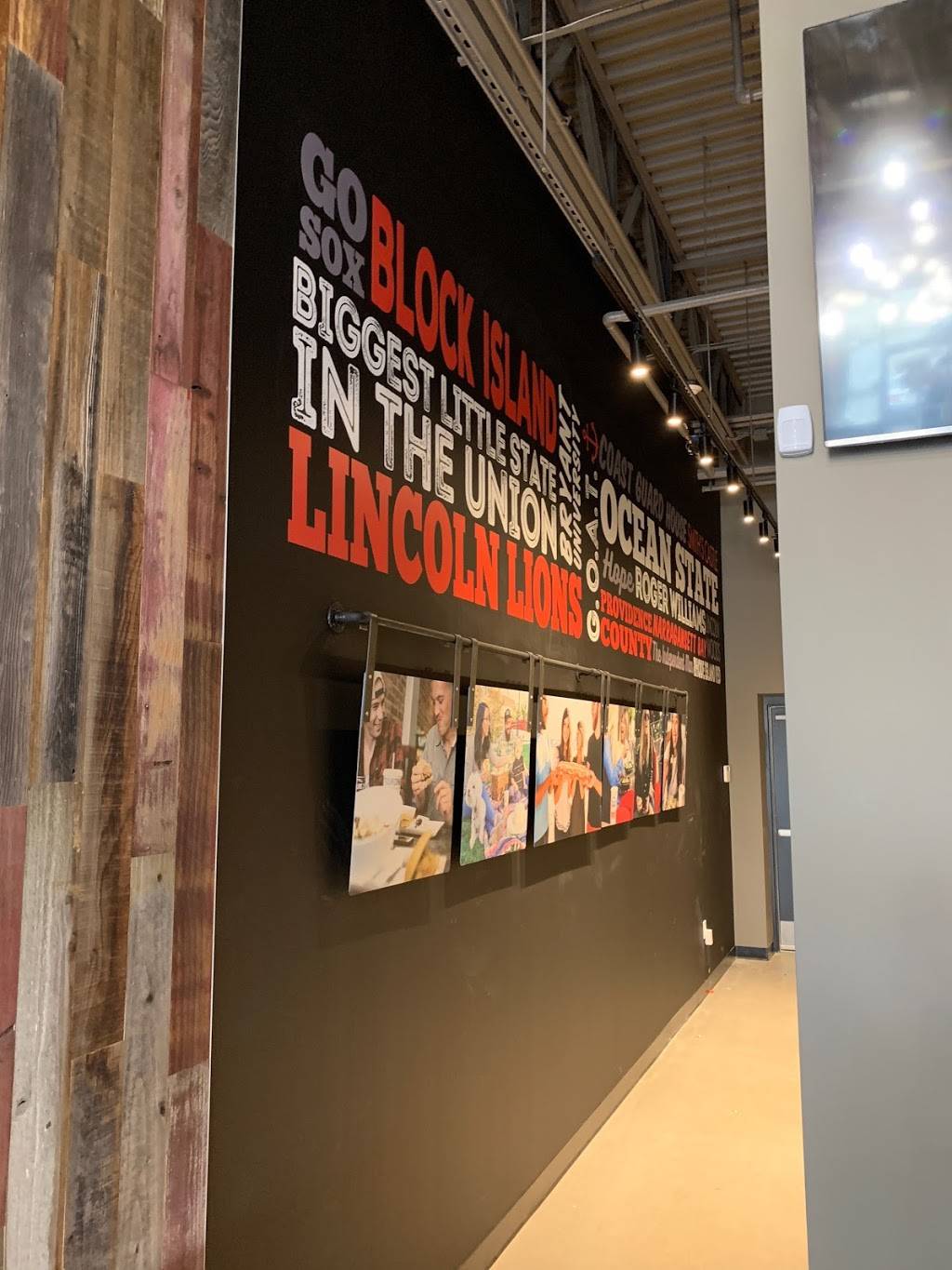 Capriottis Sandwich Shop | restaurant | 622 George Washington Hwy Unit 68, Lincoln, RI 02865, USA | 4013331840 OR +1 401-333-1840