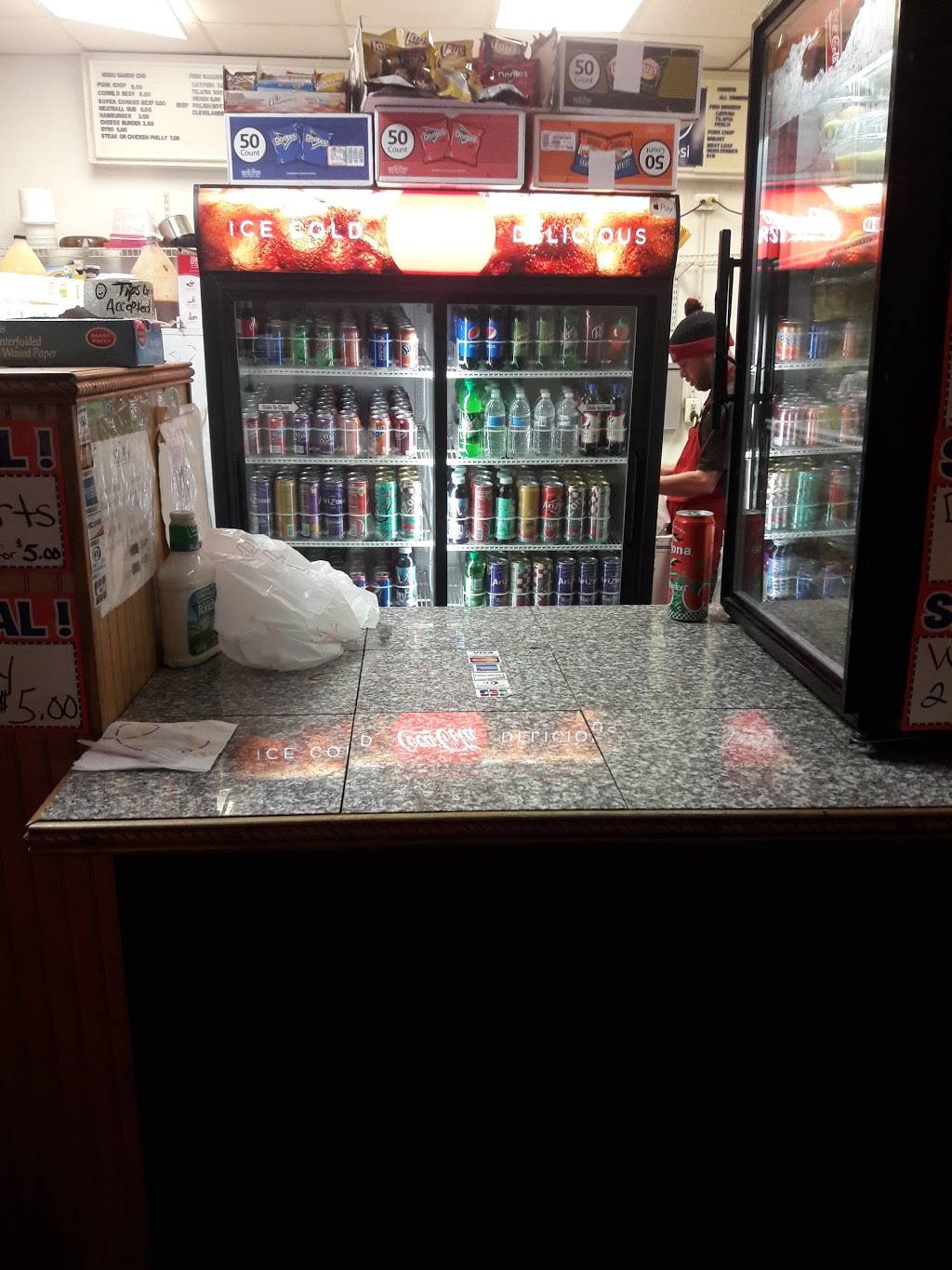 Marsha`s soul food cafe/ formally stick a fork in it | restaurant | 3868 E 71st St, Cleveland, OH 44105, USA | 2164654292 OR +1 216-465-4292