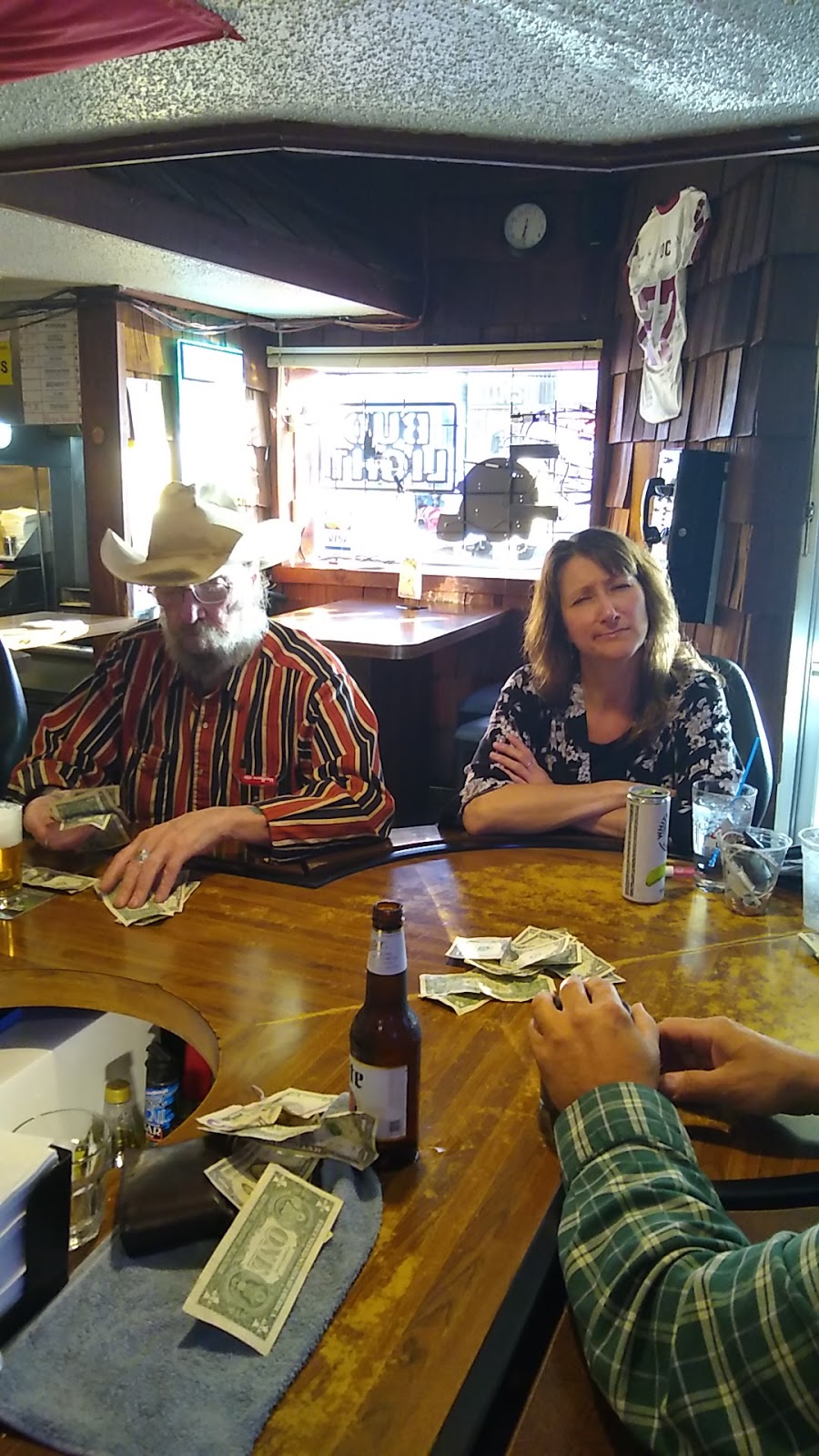 Broad Street Bar and Grill | restaurant | 138 Broad St, Prescott, WI 54021, USA | 7152623880 OR +1 715-262-3880