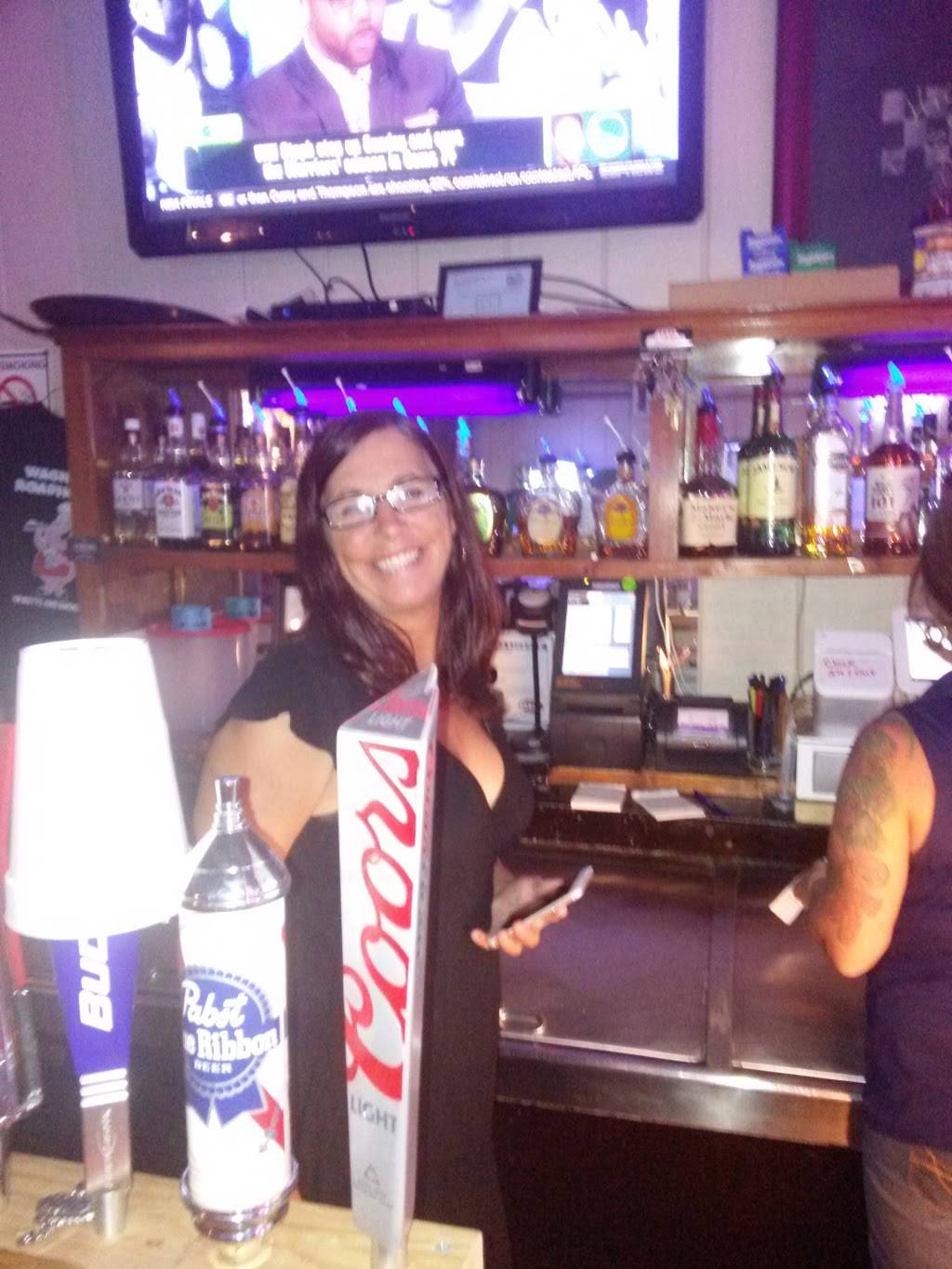 Wagners Roadhouse | restaurant | 15164 Pleasant Valley Rd, Chillicothe, OH 45601, USA | 7407714450 OR +1 740-771-4450