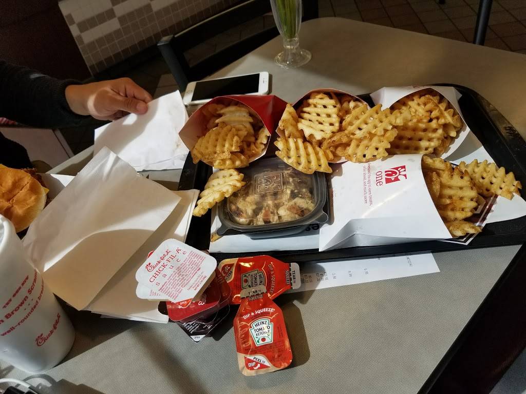 Chick-fil-A | restaurant | 1761 Dunlawton Ave, Port Orange, FL 32127, USA | 3867673377 OR +1 386-767-3377