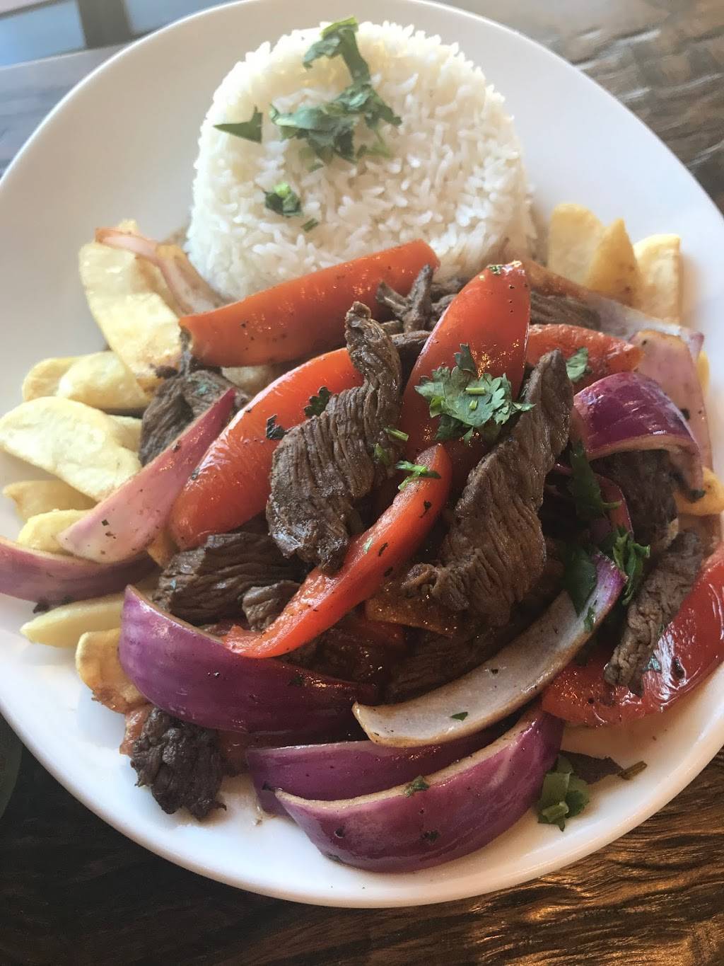 Don Pollo of Vienna | restaurant | 146 Maple Ave W, Vienna, VA 22180, USA | 5715296537 OR +1 571-529-6537