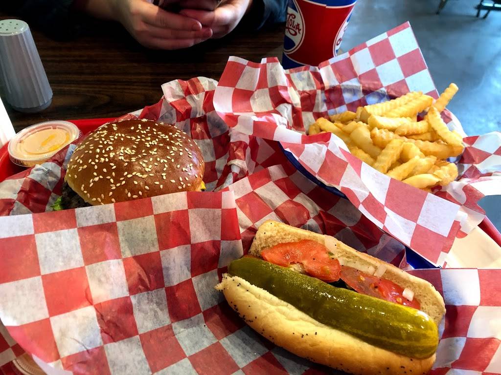 B Side Burger | restaurant | 3734 W Irving Park Rd, Chicago, IL 60618, USA | 7732672222 OR +1 773-267-2222