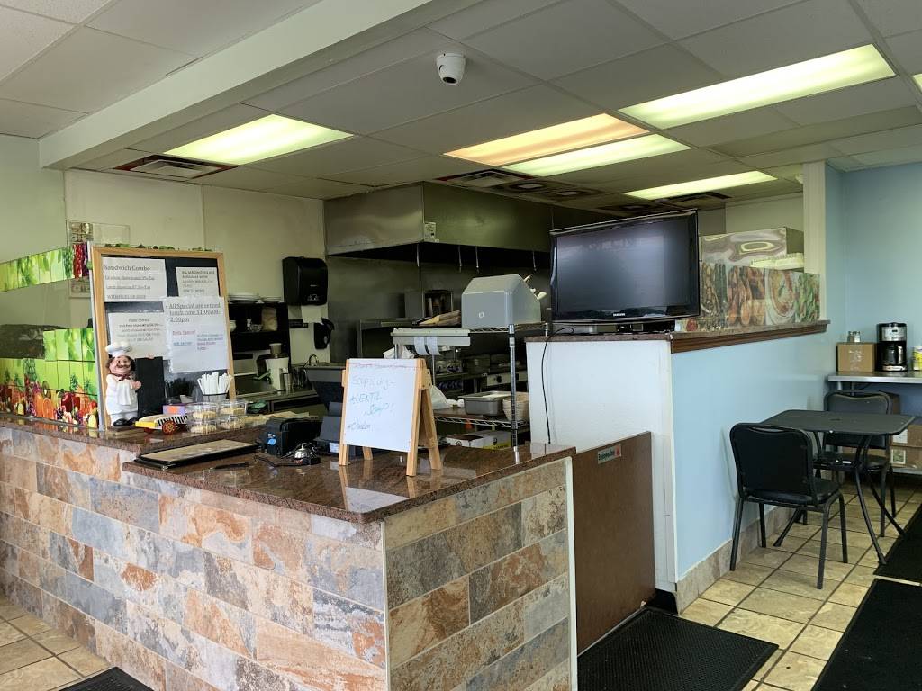 shawarma corner | restaurant | 24030 W 10 Mile Rd, Southfield, MI 48033, USA | 2483277363 OR +1 248-327-7363