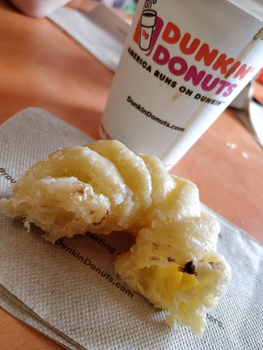 Dunkin | bakery | 420 Bellefonte Ave, Lock Haven, PA 17745, USA | 5707486016 OR +1 570-748-6016