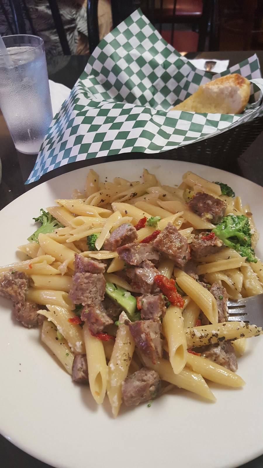 Sardinas Italian Restaurant and Bar | restaurant | 1129 Morena Blvd, San Diego, CA 92110, USA | 6192768393 OR +1 619-276-8393