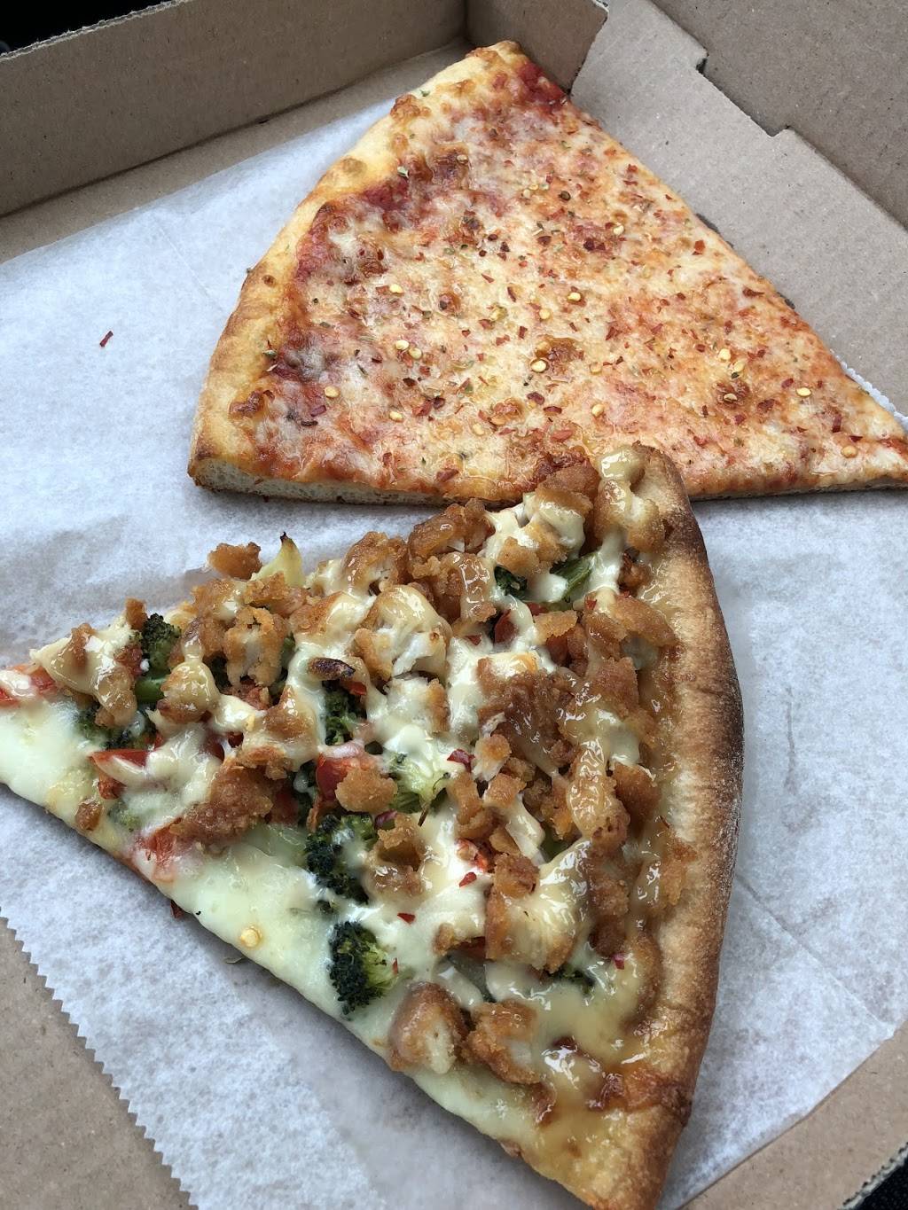 Lilianas Pizza & Grill | restaurant | 1032, 1160 Newark Rd, Toughkenamon, PA 19374, USA | 4849152121 OR +1 484-915-2121