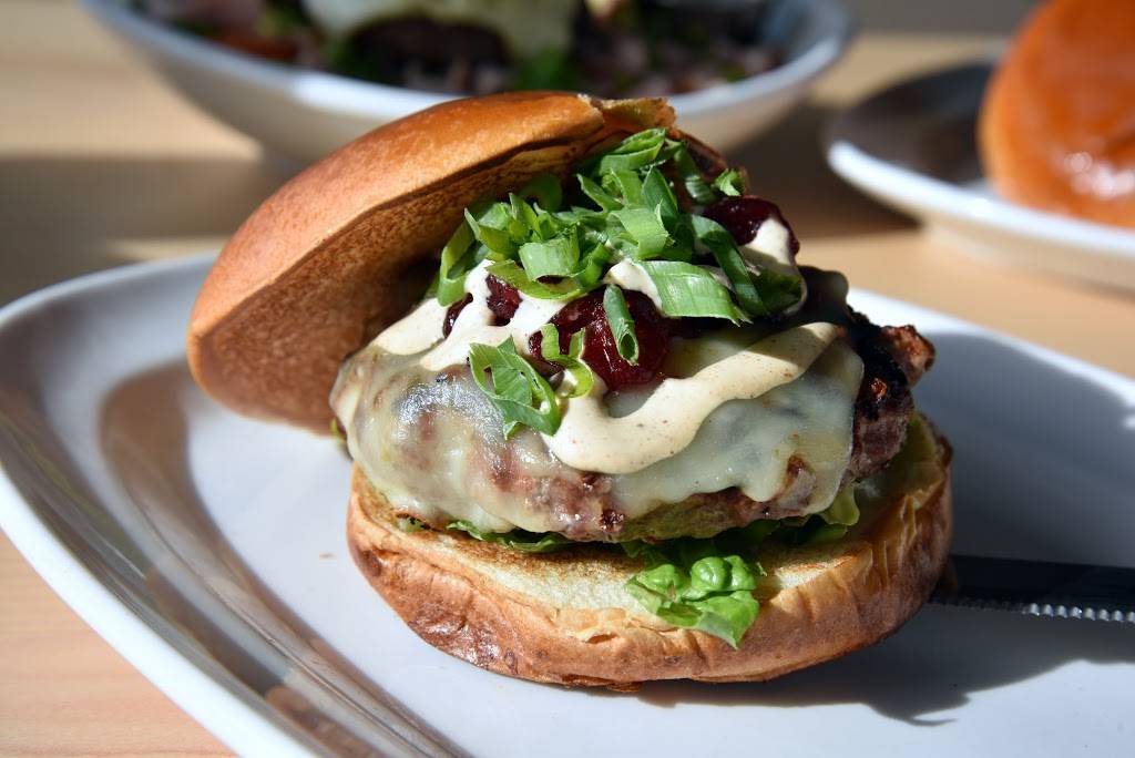 The Counter Cupertino | restaurant | 20080 Stevens Creek Blvd, Cupertino, CA 95014, USA | 4084772917 OR +1 408-477-2917