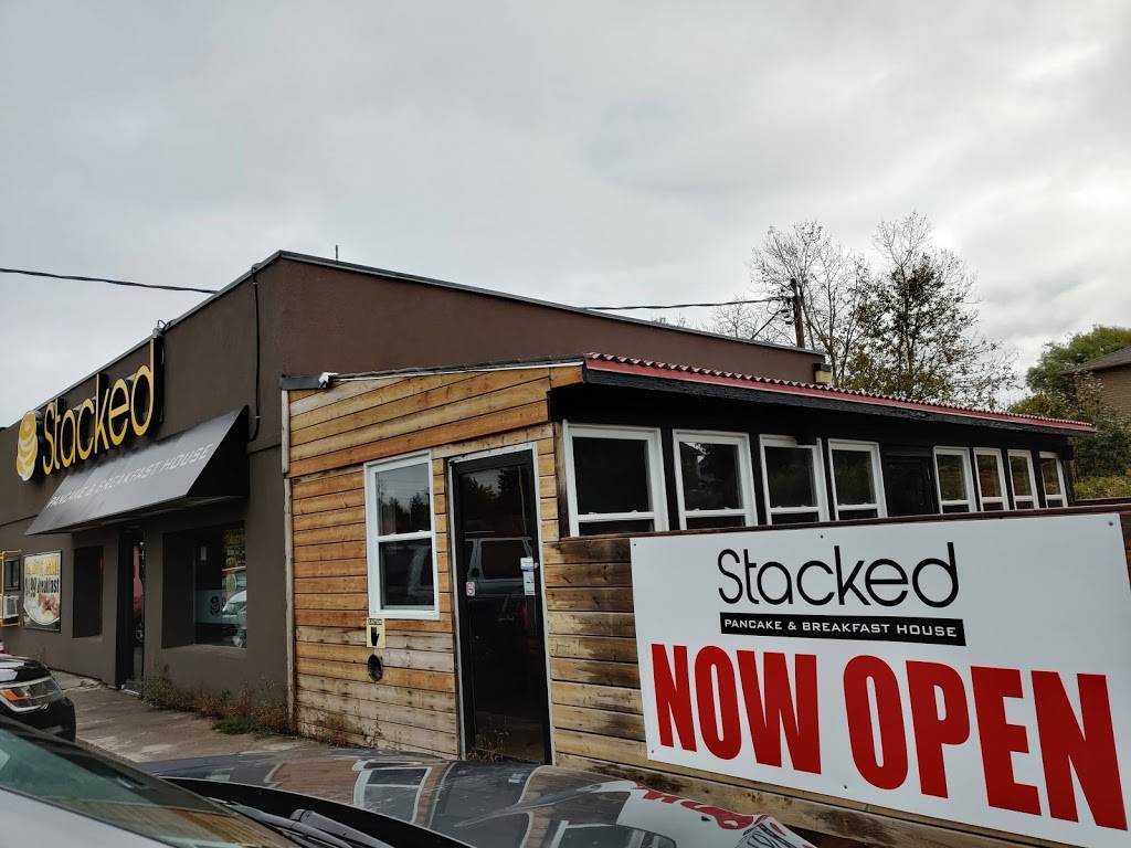 Stacked Pancake & Breakfast House | restaurant | 440 Essa Rd, Barrie, ON L4N 9C6, Canada | 7057331403 OR +1 705-733-1403