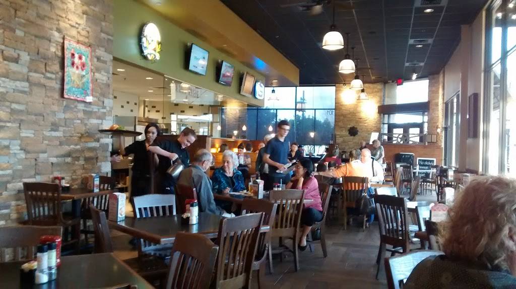 Cotton Patch Cafe | restaurant | 1021 W University Ave #101, Georgetown, TX 78628, USA | 5128693400 OR +1 512-869-3400