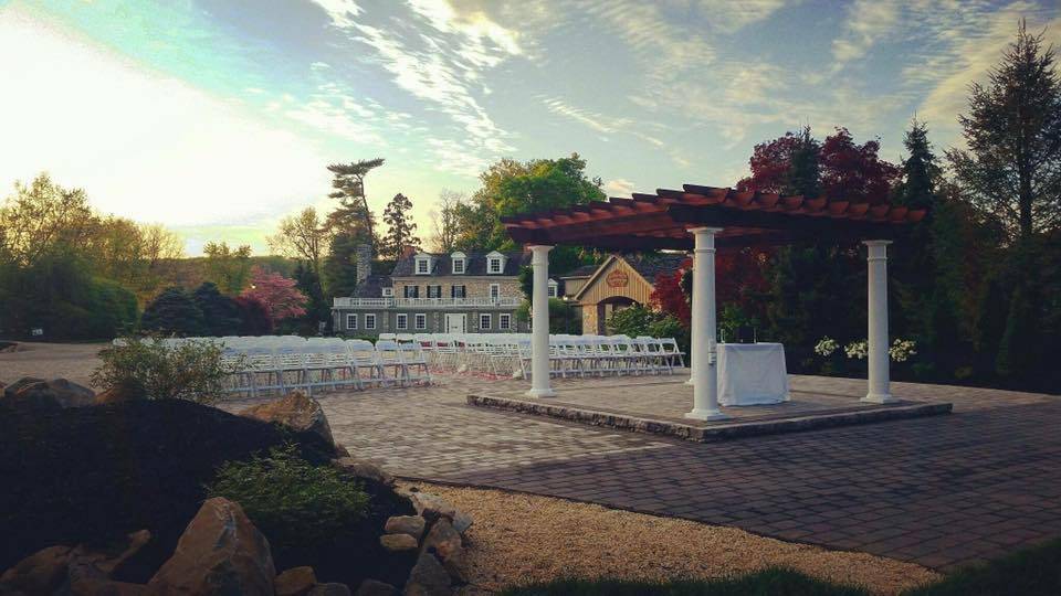 Downingtown Country Club | restaurant | 93 Country Club Dr, Downingtown, PA 19335, USA | 6102692000 OR +1 610-269-2000