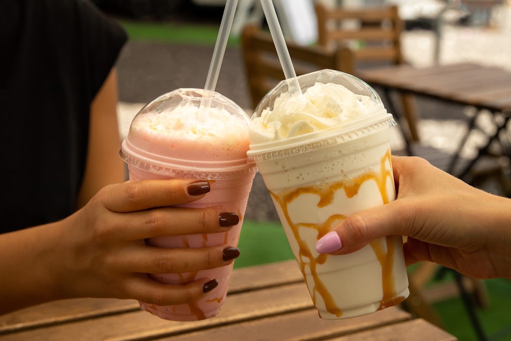 Tauro Pizza | restaurant | 22538 SW 177th Ave, Miami, FL 33170, USA | 7865209137 OR +1 786-520-9137