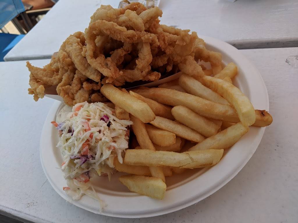 Two Little Fish Seafood Restaurant | restaurant | 300 Atlantic Ave, Westerly, RI 02891, USA | 4013489941 OR +1 401-348-9941