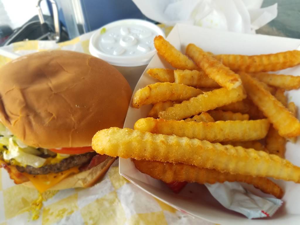 Zesto Drive-In | restaurant | 3239 Forest Dr, Columbia, SC 29204, USA | 8037824454 OR +1 803-782-4454