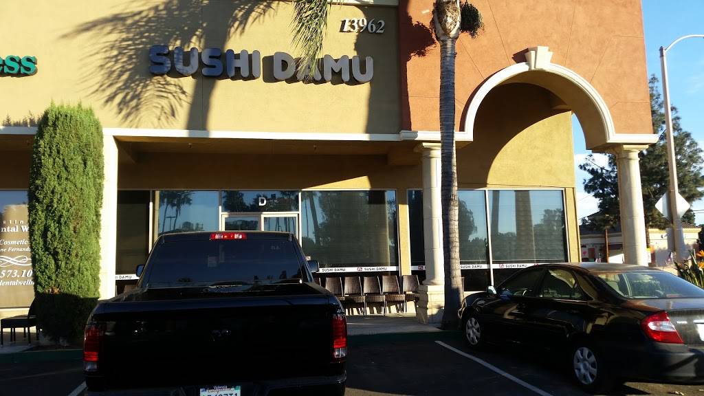 Sushi Damu | restaurant | 13962 Newport Ave D, Tustin, CA 92780, USA | 7145053147 OR +1 714-505-3147