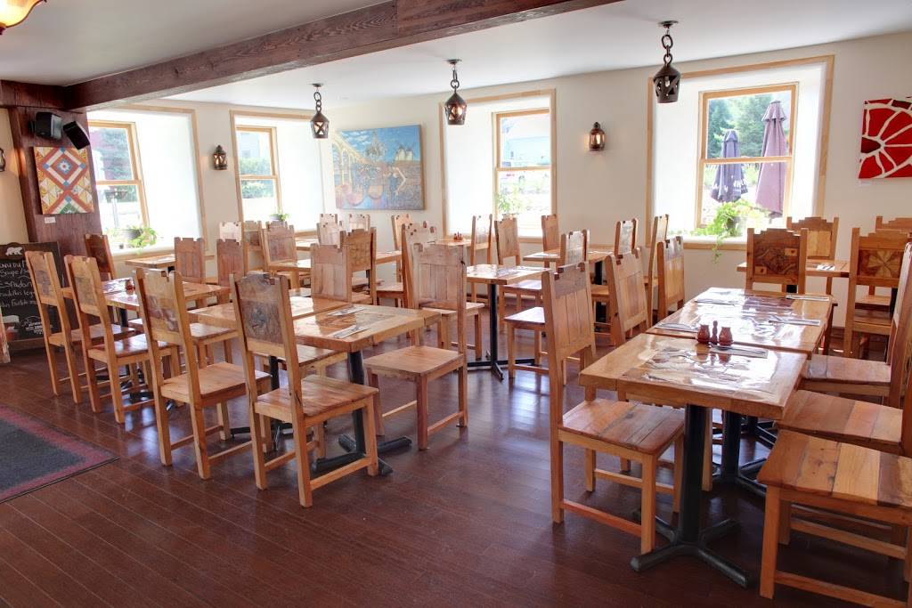 La Bodega | restaurant | 3698 Rue Principale, Dunham, QC J0E 1M0, Canada | 4502840580 OR +1 450-284-0580
