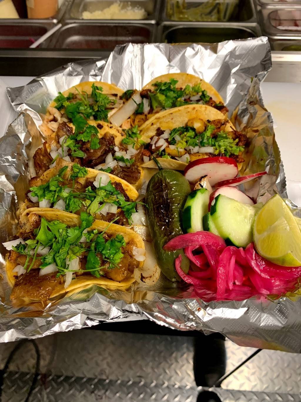 Toyloco | restaurant | 2615 E 7th St, Austin, TX 78702, USA | 7374003264 OR +1 737-400-3264