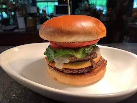 The Beach Club Lounge | restaurant | 15 Dam Rd, Arnolds Park, IA 51331, USA | 7123376402 OR +1 712-337-6402