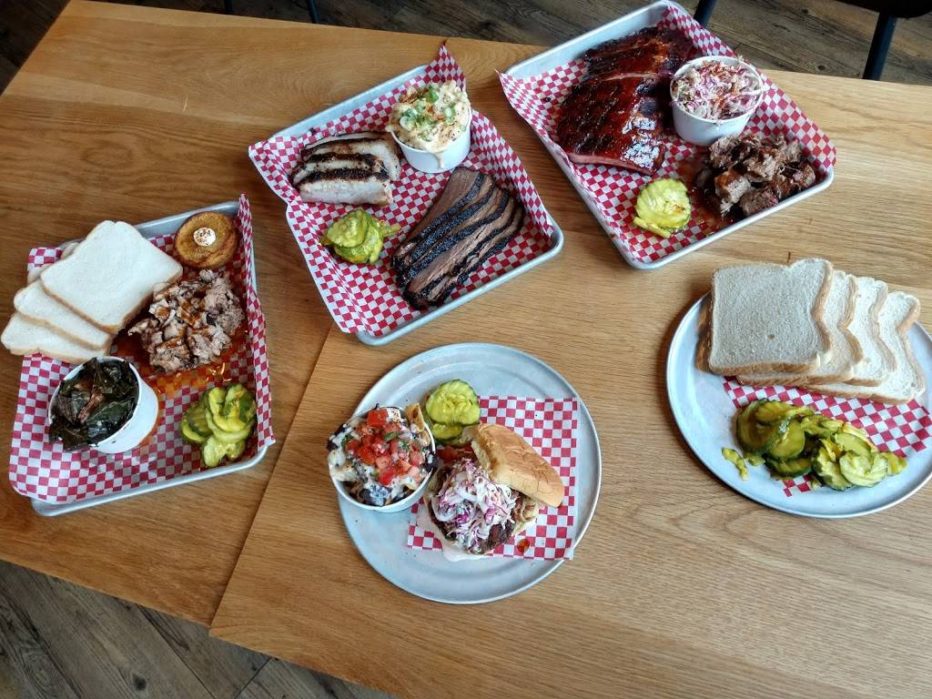 Durks Bar•B•Q | restaurant | 275 Thayer St, Providence, RI 02906, USA | 4013512807 OR +1 401-351-2807