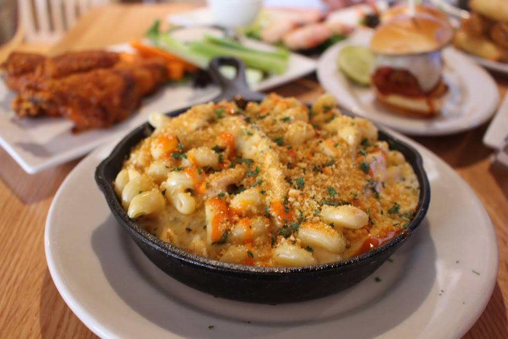 Duffys Tavern & Grill OOB | restaurant | 168 Saco Ave, Old Orchard Beach, ME 04064, USA | 2079375100 OR +1 207-937-5100