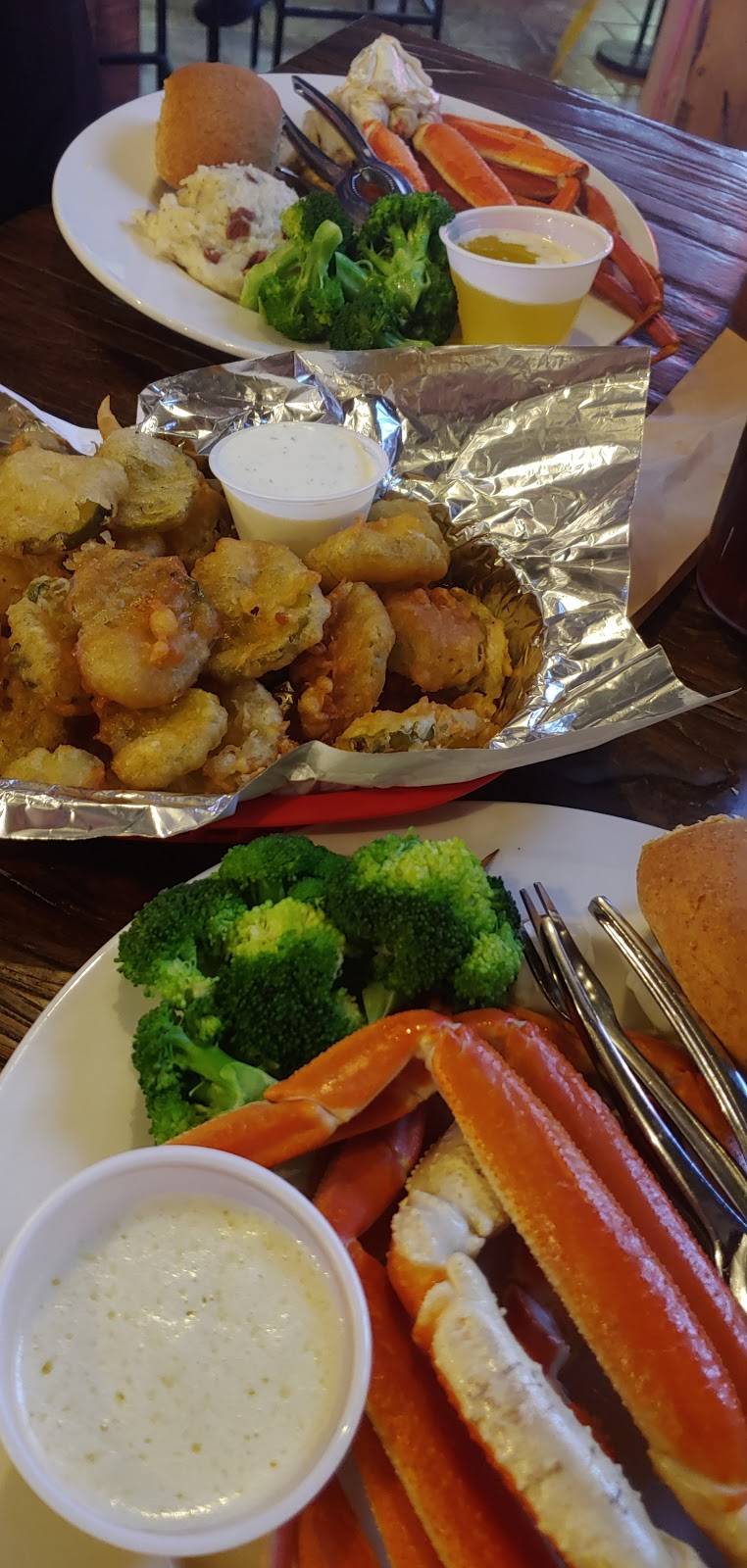 The Pickled Loon Saloon | restaurant | 44025 MN-6, Emily, MN 56447, USA | 2187634402 OR +1 218-763-4402