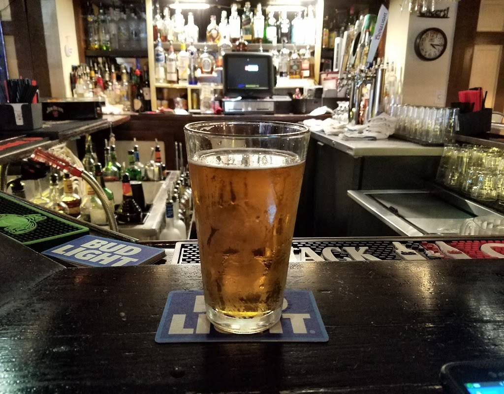 JJs Bar & Grill | restaurant | 25848 Tournament Rd, Valencia, CA 91355, USA | 6617997557 OR +1 661-799-7557