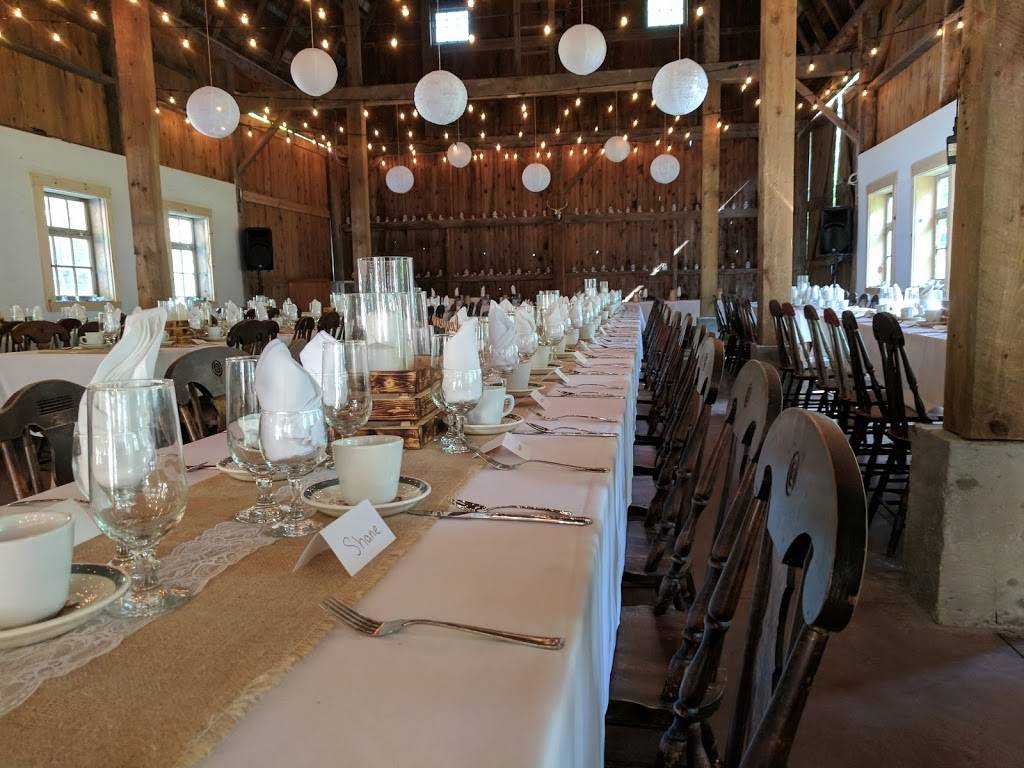 Pine Lodge | restaurant | 6 Chemin de Pine Lodge, Bristol, QC J0X 1G0, Canada | 8196472805 OR +1 819-647-2805