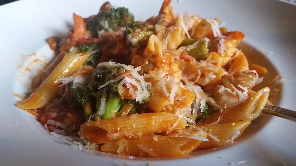 Cucina Paradiso | restaurant | 114 Petaluma Blvd N, Petaluma, CA 94952, USA | 7077821130 OR +1 707-782-1130