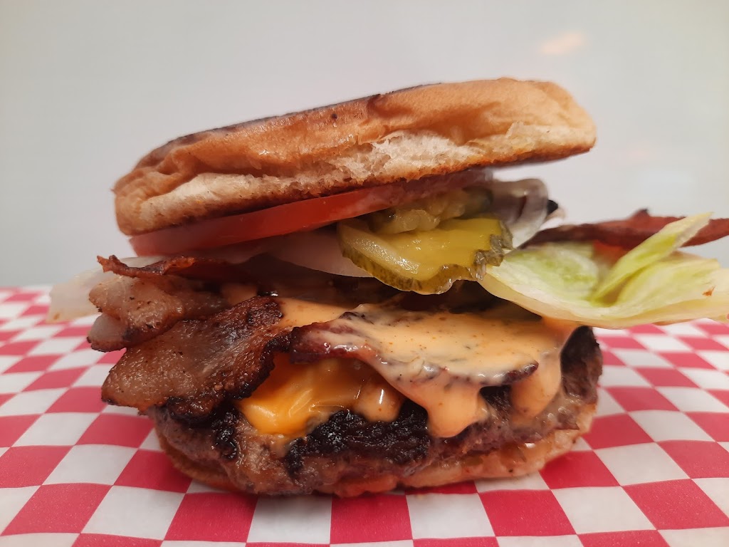 Bulldawg Burger | restaurant | 1596 US-79, Carthage, TX 75633, USA | 9032636475 OR +1 903-263-6475