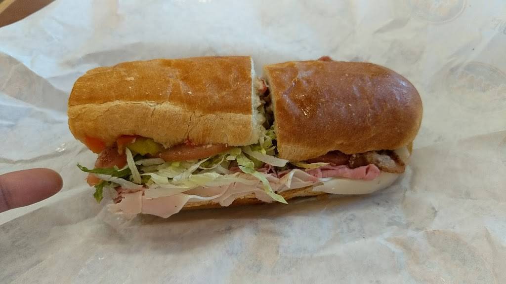 Jersey Mikes Subs | meal takeaway | 1816 Hendersonville Rd # 20, Asheville, NC 28803, USA | 8282771514 OR +1 828-277-1514