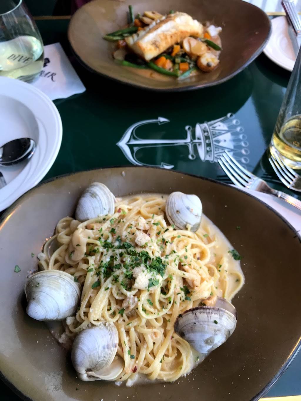 Crown & Anchor Restaurant | restaurant | 247 Commercial St, Provincetown, MA 02657, USA | 50848714303 OR +1 508-487-1430 ext. 3