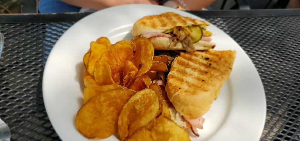 Rock City’s Cafe 7 | restaurant | 1400 Patten Rd, Lookout Mountain, GA 30750, USA | 7068202531 OR +1 706-820-2531