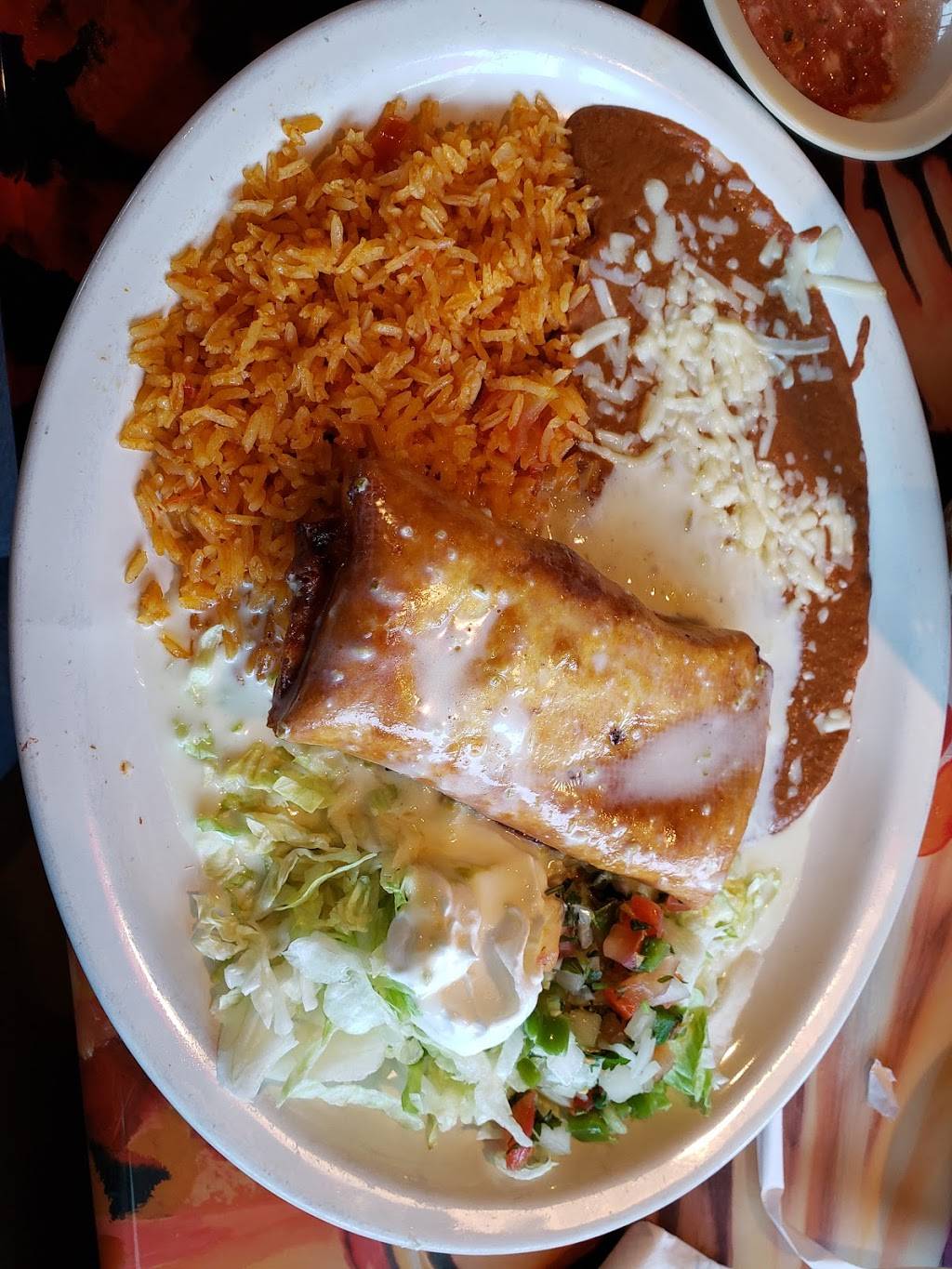 Entre Amigos | restaurant | 139 Washington St, Freeland, MI 48623, USA | 9895738577 OR +1 989-573-8577