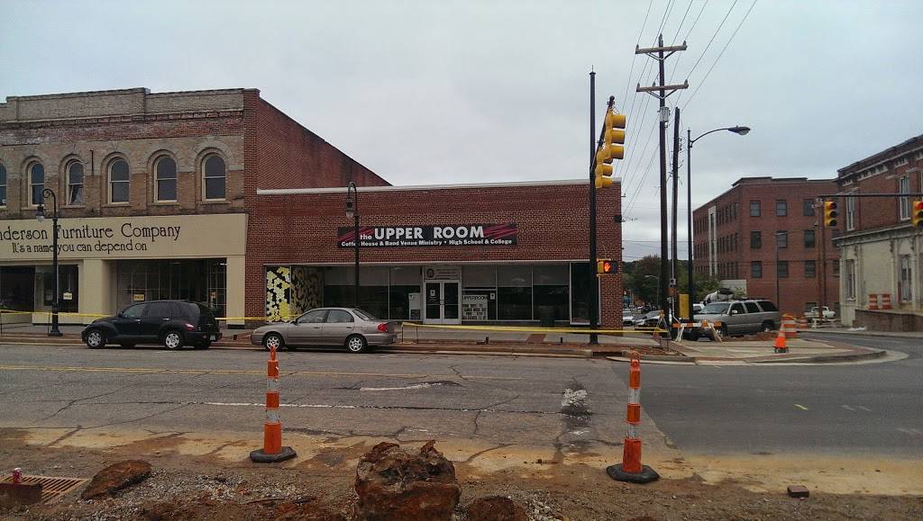 Sub Express | meal takeaway | 126 W Broad St, Statesville, NC 28677, USA | 7048729666 OR +1 704-872-9666