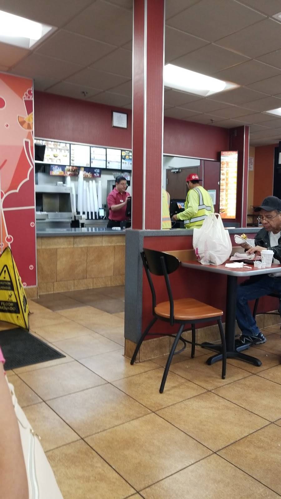 Jack in the Box | restaurant | 465 S Fairfax Ave, Los Angeles, CA 90036, USA | 3239367709 OR +1 323-936-7709