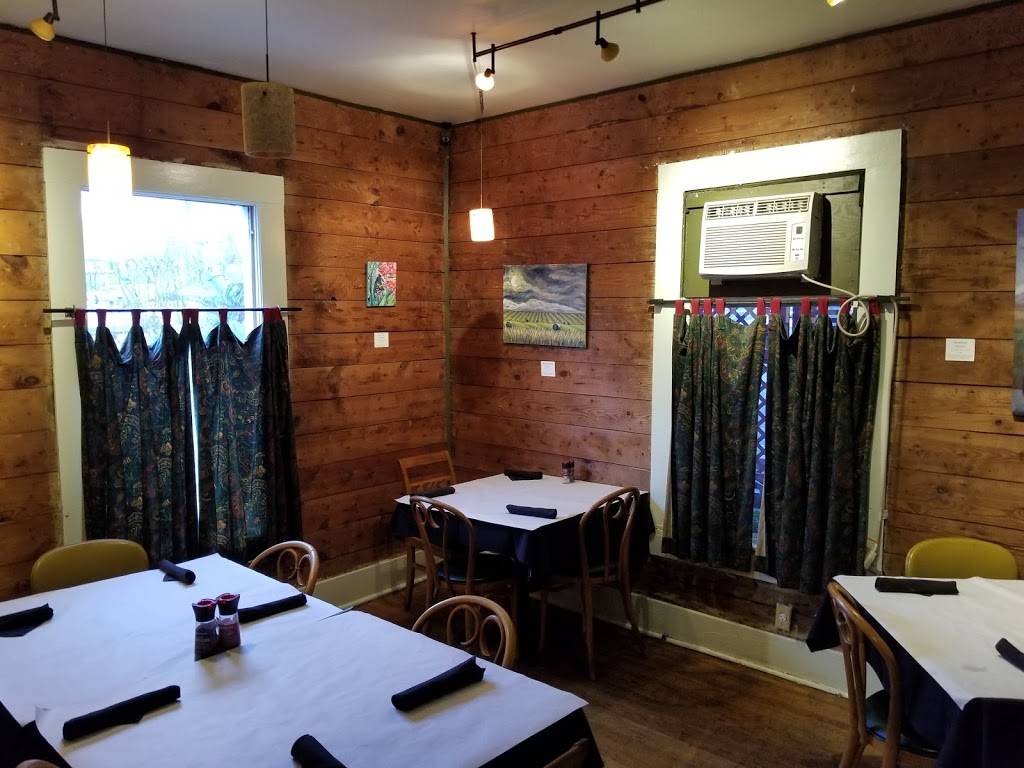 Brick Oven on 35th | restaurant | 1608 W 35th St, Austin, TX 78703, USA | 5124534330 OR +1 512-453-4330