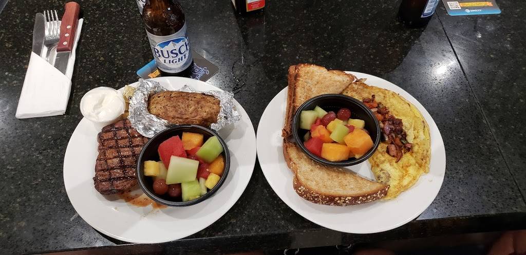 Market Grille | restaurant | 3800 Lincoln Hwy, Ames, IA 50014, USA | 5152924362 OR +1 515-292-4362