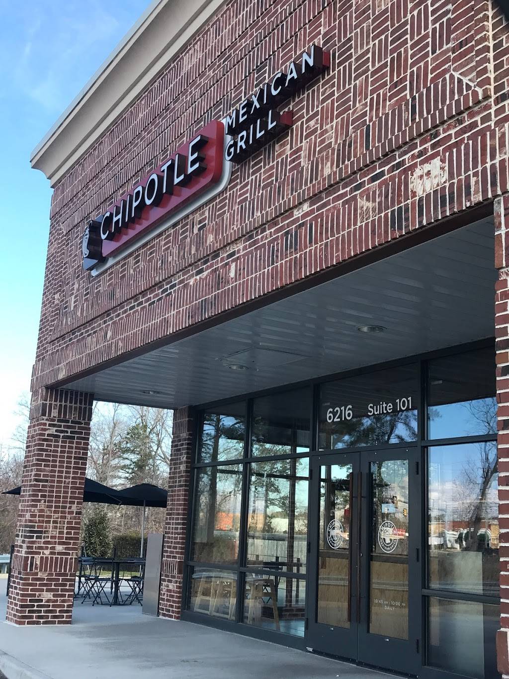 Chipotle Mexican Grill | restaurant | 6216 College Dr Ste 101, Suffolk, VA 23435, USA | 7574846051 OR +1 757-484-6051