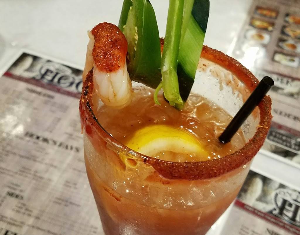 On The Hook | restaurant | 2445 E Imperial Hwy STE M, Brea, CA 92821, USA | 7146715886 OR +1 714-671-5886