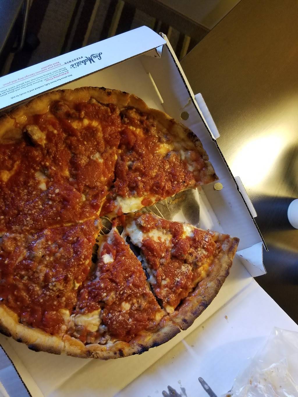 Lou Malnatis Pizzeria | meal delivery | 5261 95th St, Oak Lawn, IL 60453, USA | 7084252600 OR +1 708-425-2600