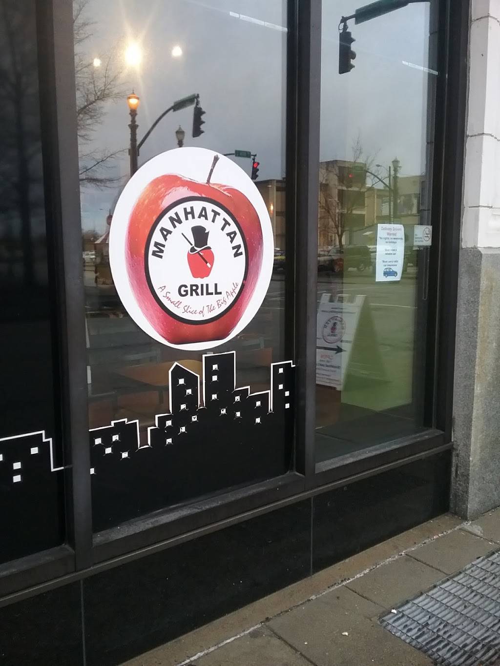 Manhattan Grill | restaurant | 429 W Muhammad Ali Blvd # 100, Louisville, KY 40202, USA | 5025610024 OR +1 502-561-0024